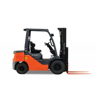 Forklift with operator rental in Dallas-Fort Worth